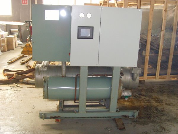 兰洋镇酒店中央空调不停机清洗方法介绍